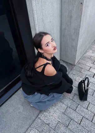 Александра - Фото 1